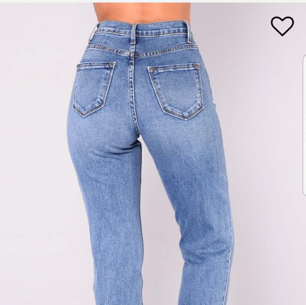 FASHION NOVA CURVE  MOM JEANS - Picture 3 of 3